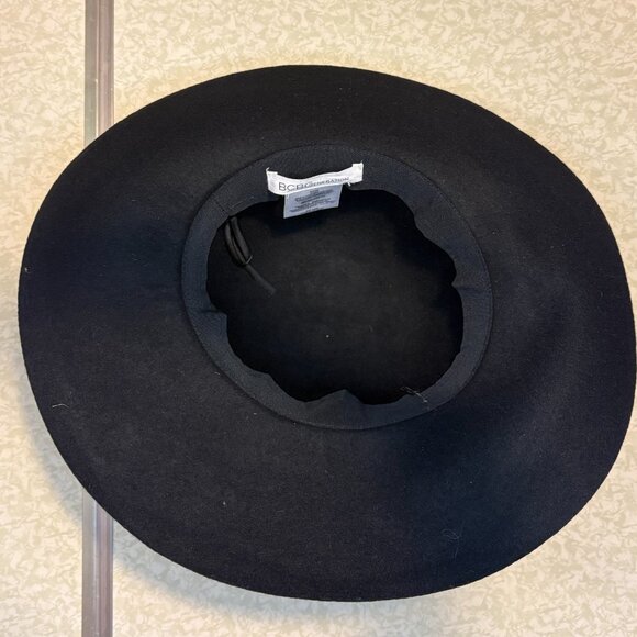 BCBGeneration Black Wool Floppy Hat with Chain Detail - Picture 4 of 4